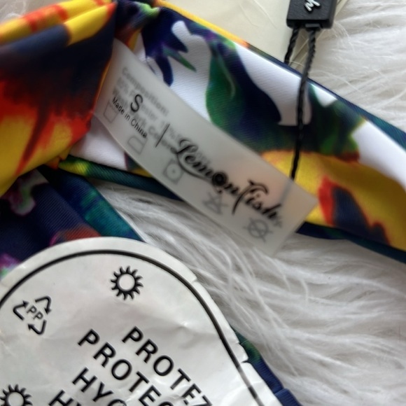 NWT Lemon Fish Floral Thong Bikini Bottom S - Picture 4 of 6